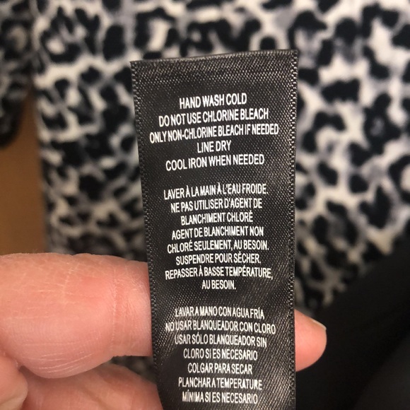 NWOT Animal print, dressy, light weight coat. - Picture 8 of 11